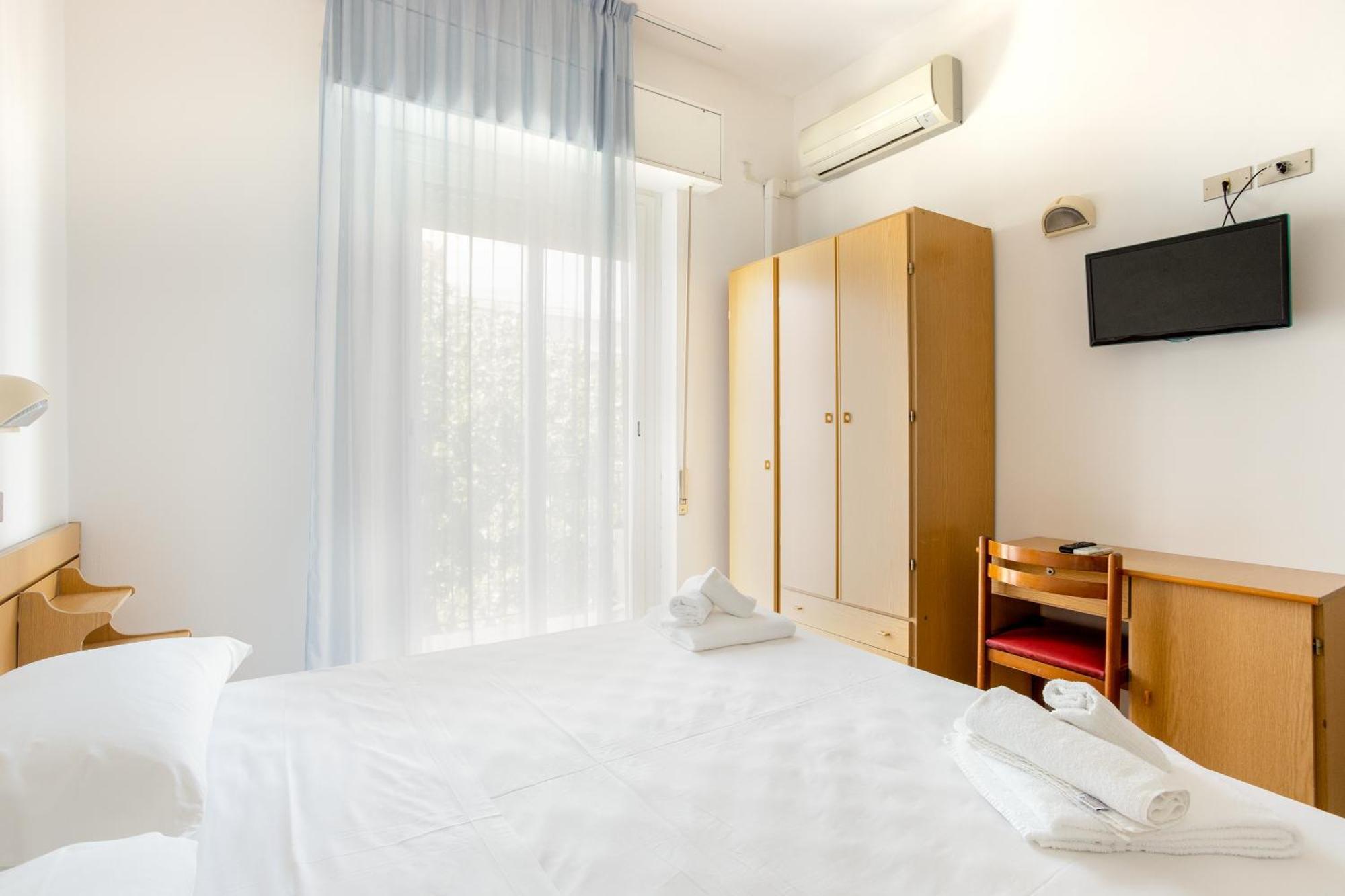 Hotel Katina Rimini Kültér fotó