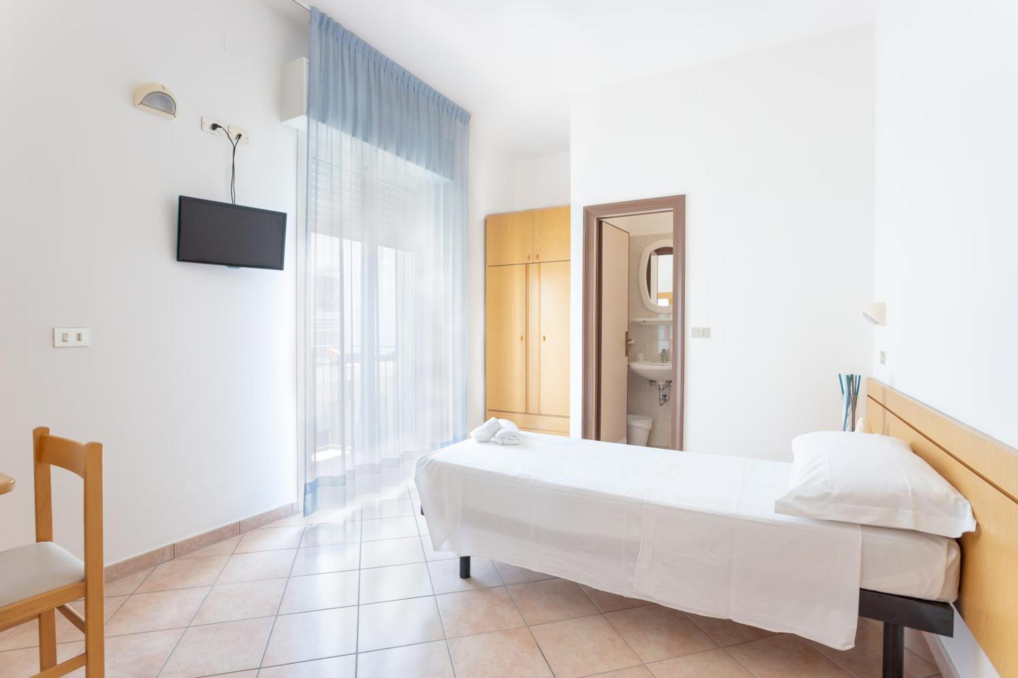 Hotel Katina Rimini Kültér fotó