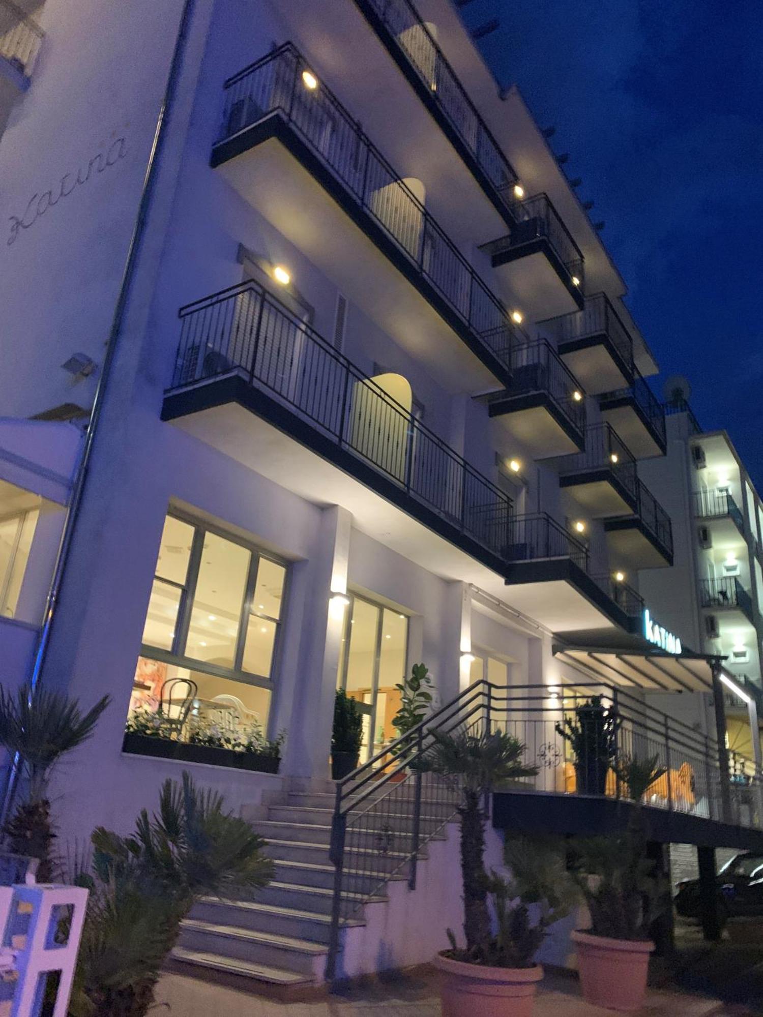 Hotel Katina Rimini Kültér fotó